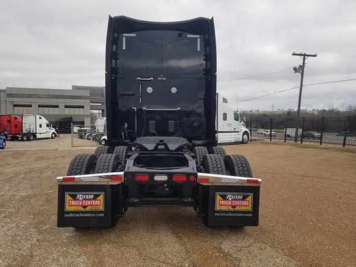 2020 Peterbilt 579-0