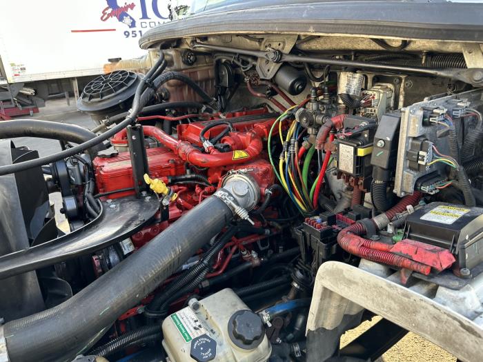 2016 Freightliner Business Class M2 106-0