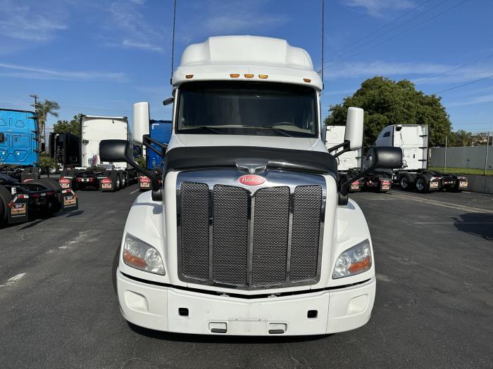 2019 Peterbilt 579-0