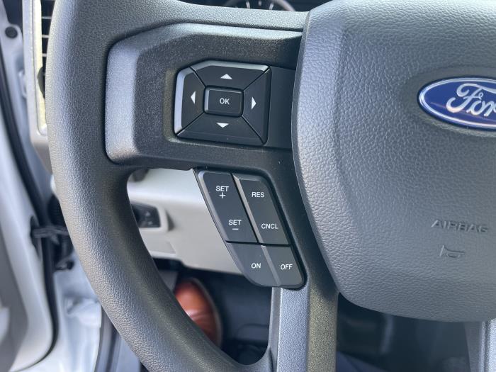 2022 Ford F-250-41