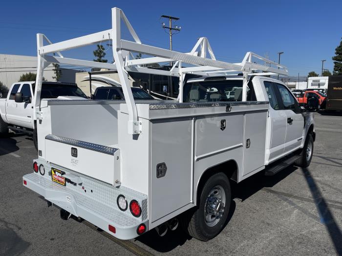 2022 Ford F-350-0