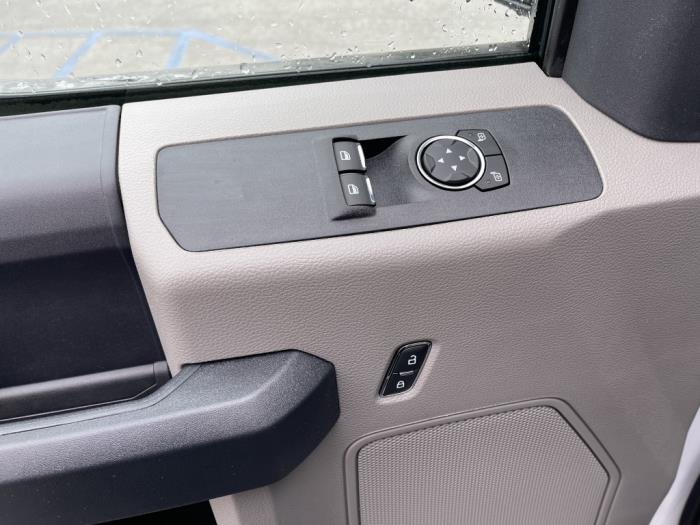 2022 Ford F-250-0