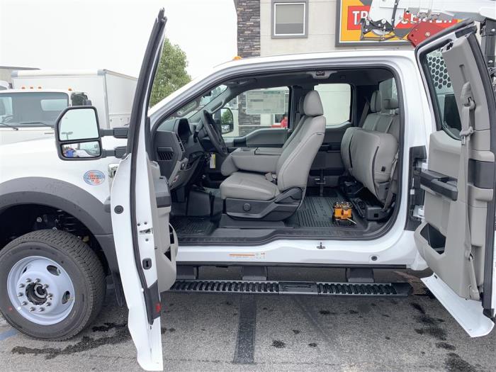 2022 Ford F-550-0