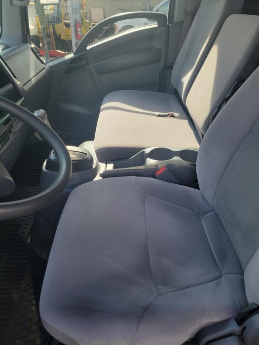 2017 Isuzu NPR-0