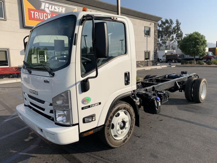 2023 Isuzu NQR-0