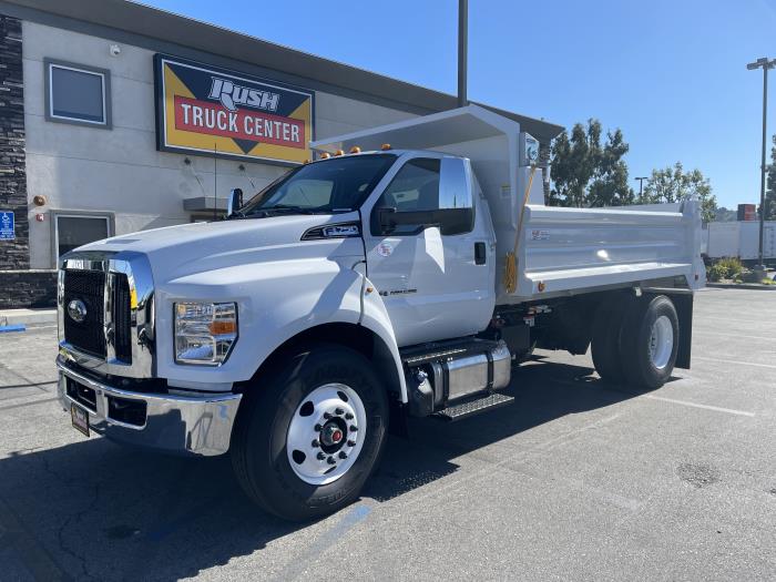 2022 Ford F-750-0