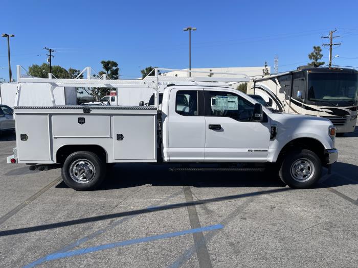2022 Ford F-350-0