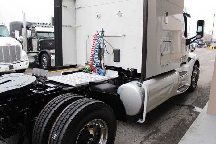 2019 Peterbilt 579-0