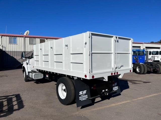 2022 Ford F-650-0