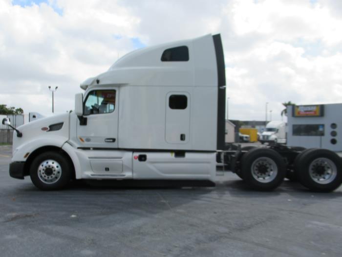 2019 Peterbilt 579-0
