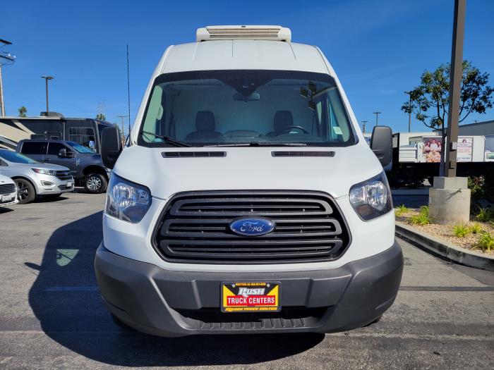 2019 Ford Transit-250-0