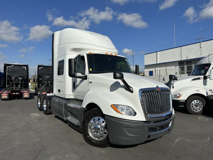 2018 International LT625-0
