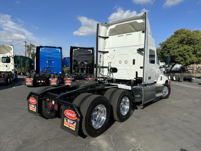 2018 International LT625-0
