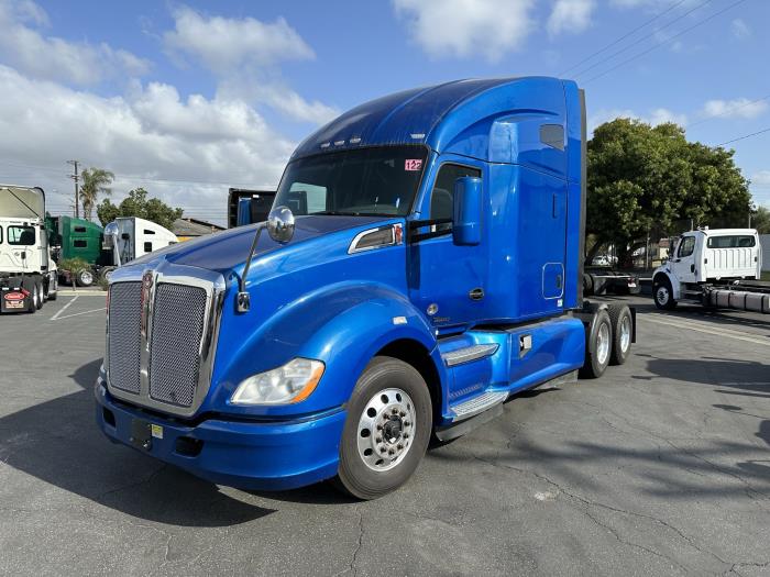 2017 Kenworth T680-0