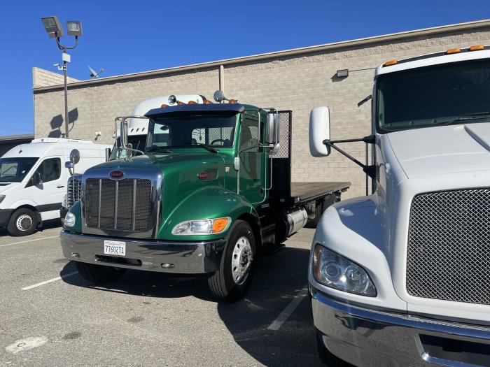 2016 Peterbilt 337-0