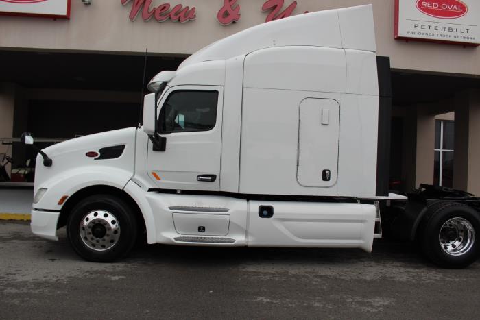 2020 Peterbilt 579-0