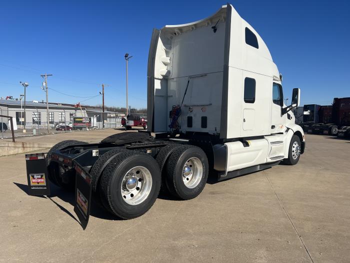 2019 Peterbilt 579-0