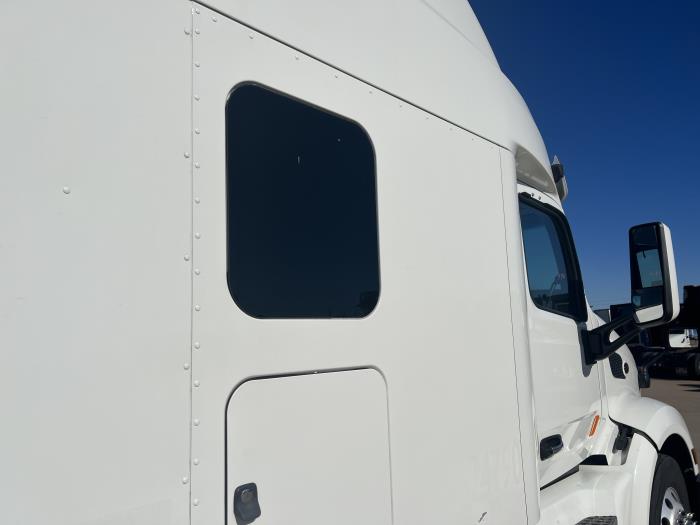 2019 Peterbilt 579-0