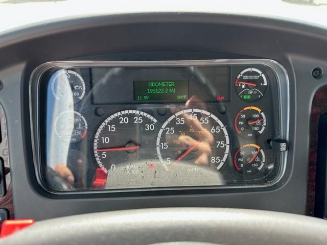 2017 Freightliner Business Class M2 106-0