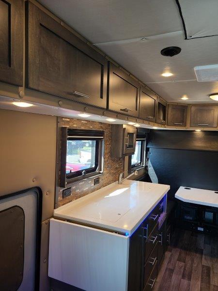 2023 Peterbilt 567-0