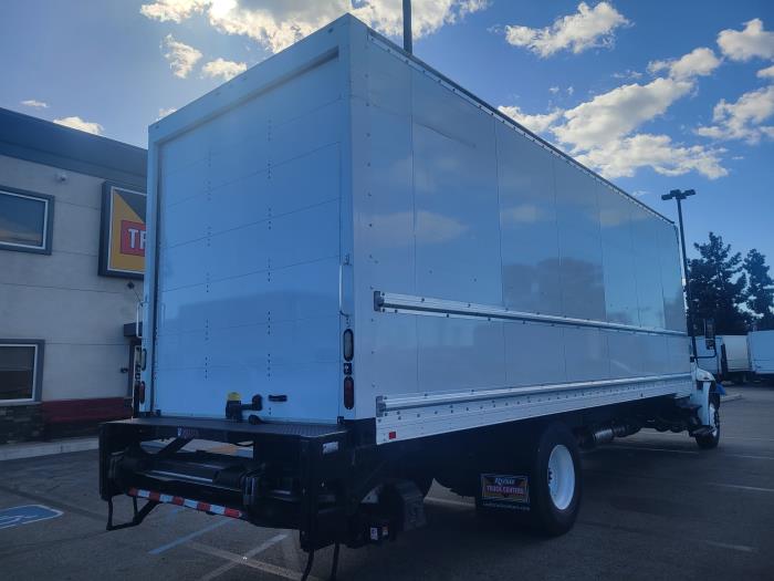 2017 International 4300-4X2-0