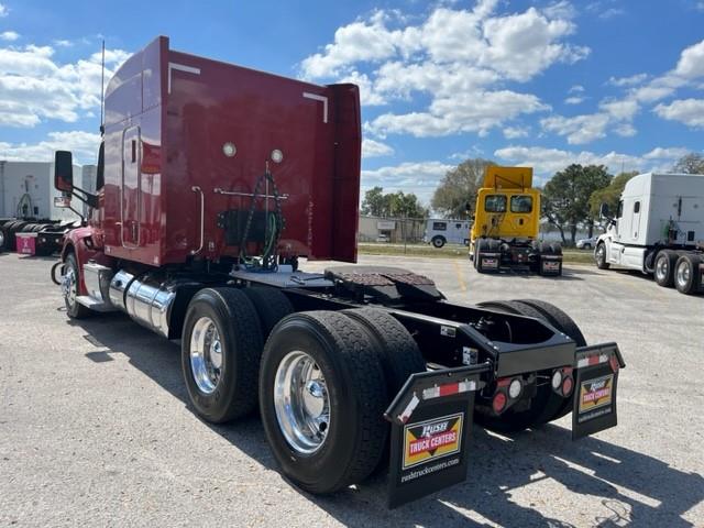2021 Peterbilt 579-0