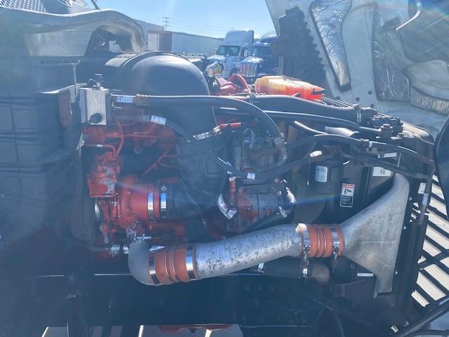 2019 Freightliner Cascadia-0