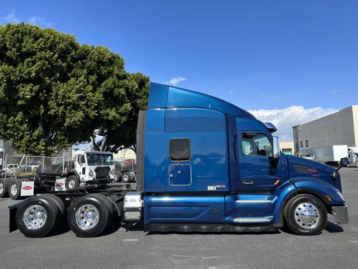 2019 Peterbilt 579-0