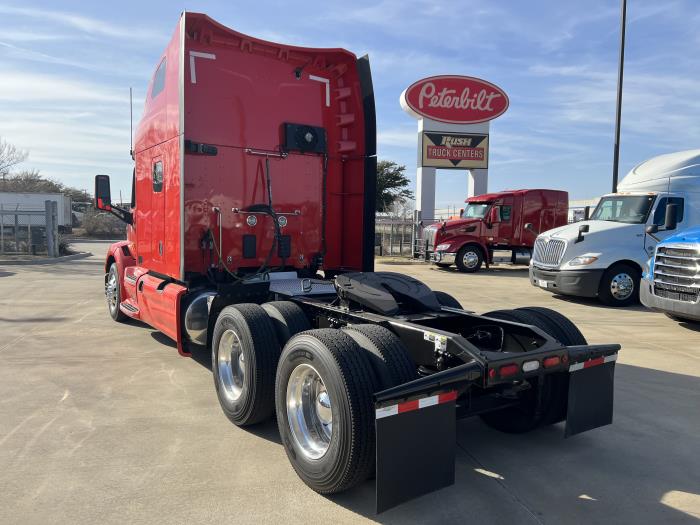2019 Peterbilt 579-0