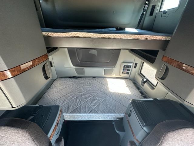 2020 International LT625-0