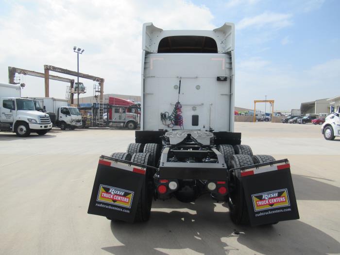 2015 Peterbilt 579-0
