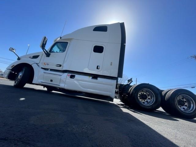 2019 Peterbilt 579-0