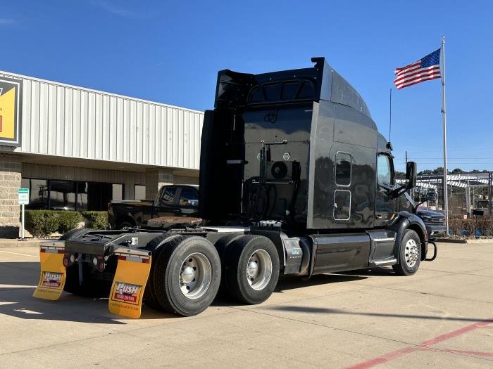 2018 Peterbilt 579-0