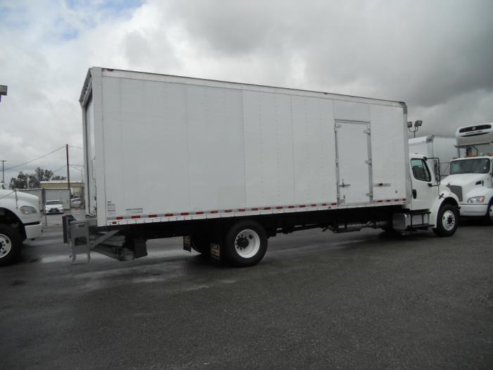 2016 Freightliner Business Class M2 106-0
