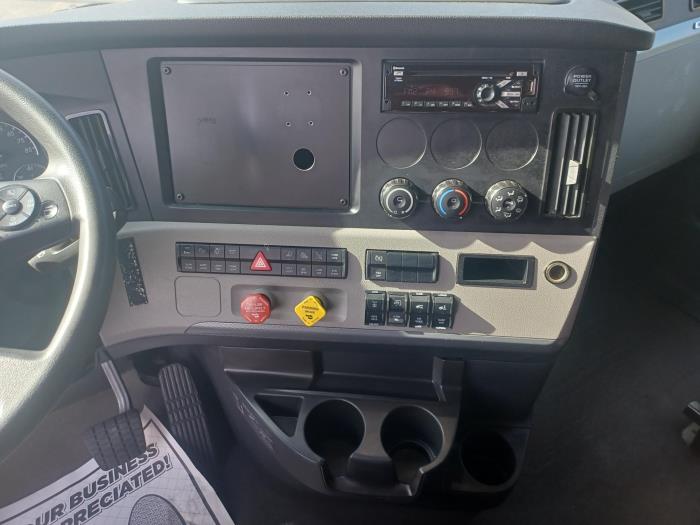 2020 Freightliner Cascadia-0
