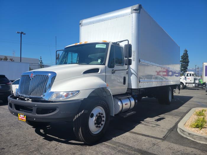 2017 International 4300-4X2-0