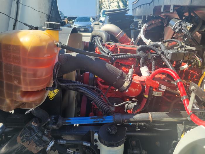 2017 International 4300-4X2-0