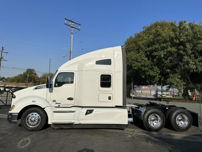 2022 Kenworth T680-0
