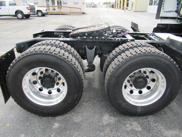 2019 International LT625-0