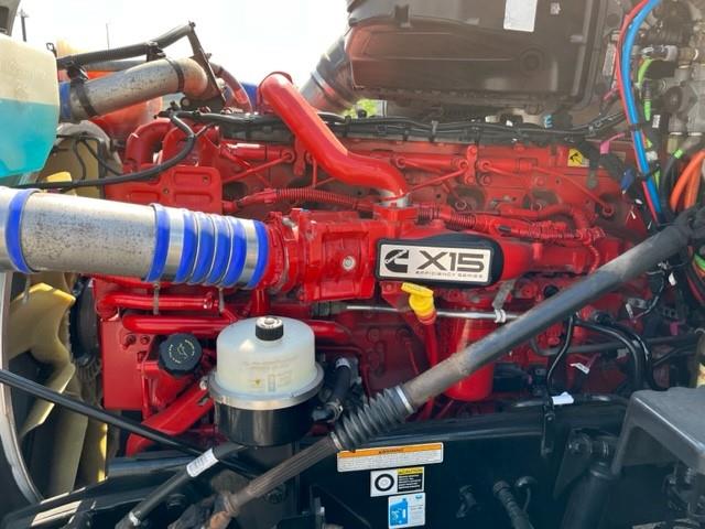 2019 Peterbilt 579-0