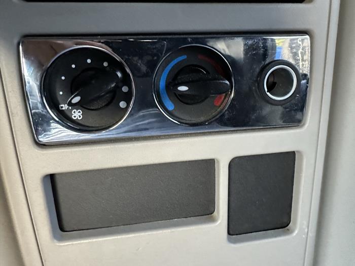 2019 International LT625-0
