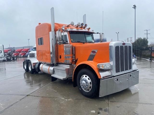 2019 Peterbilt 389-0
