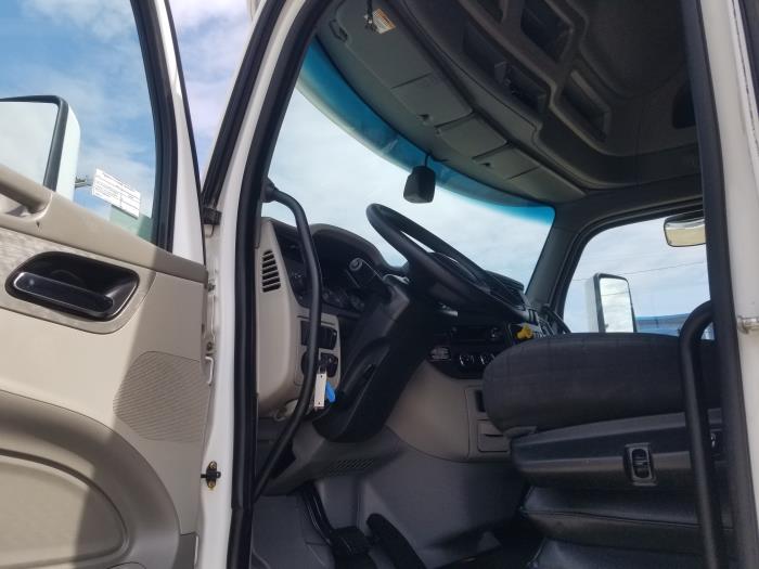 2020 Peterbilt 579-0
