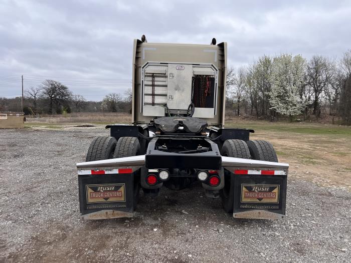 2019 Peterbilt 567-0