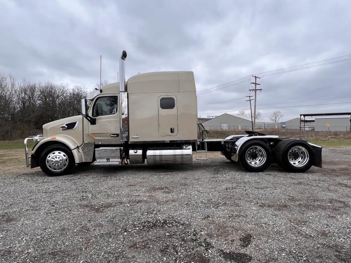 2019 Peterbilt 567-0