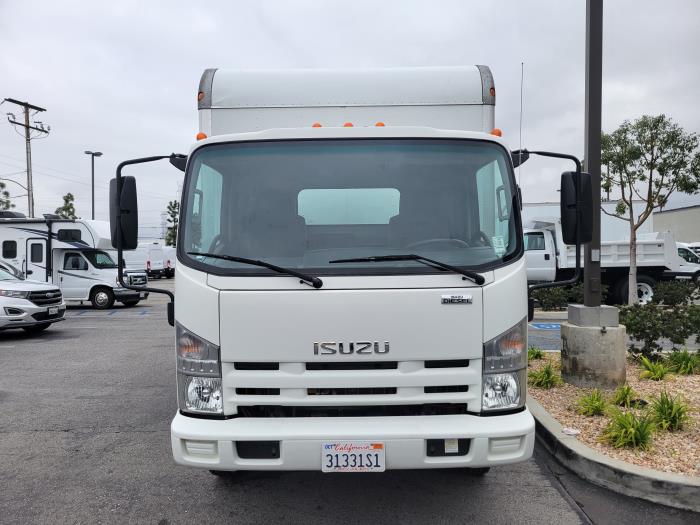 2015 Isuzu NQR-0