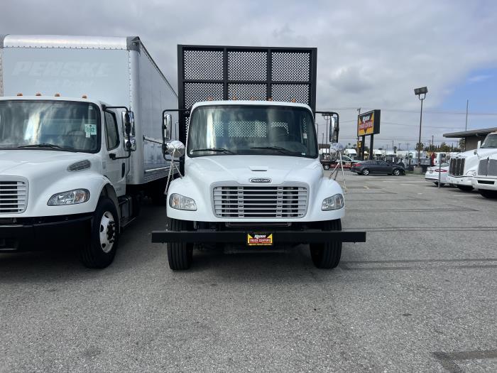 2016 Freightliner Business Class M2 106-0
