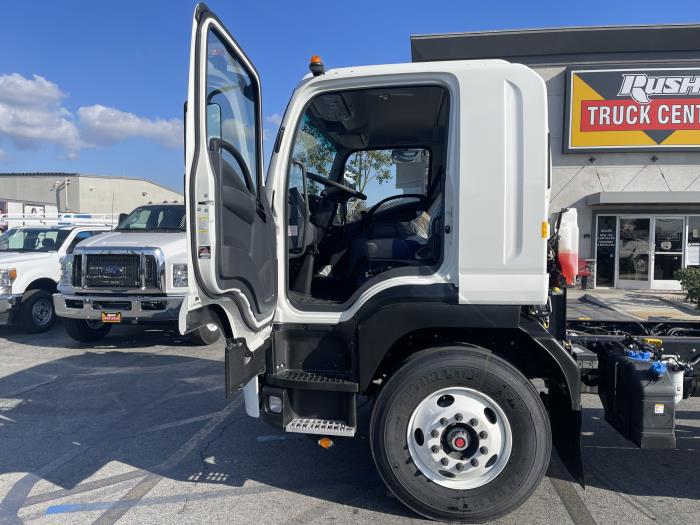 2024 Isuzu FVR-0