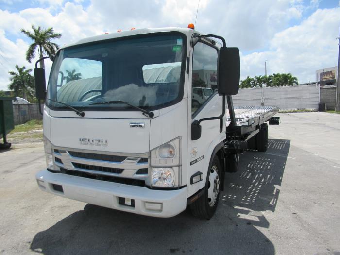 2021 Isuzu NRR-2
