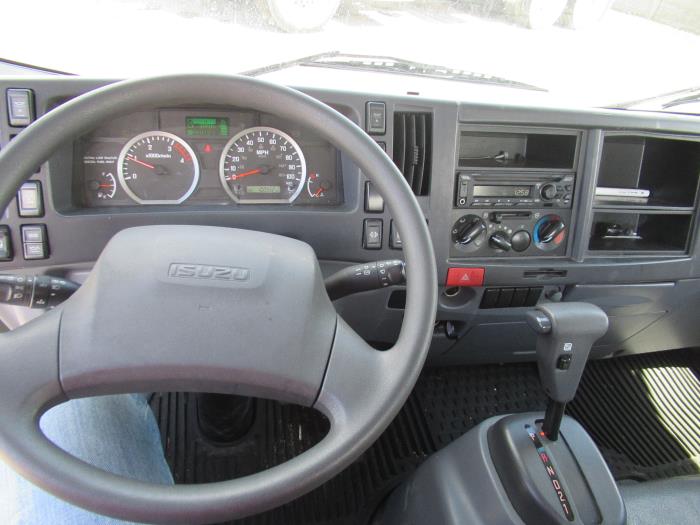2021 Isuzu NRR-14